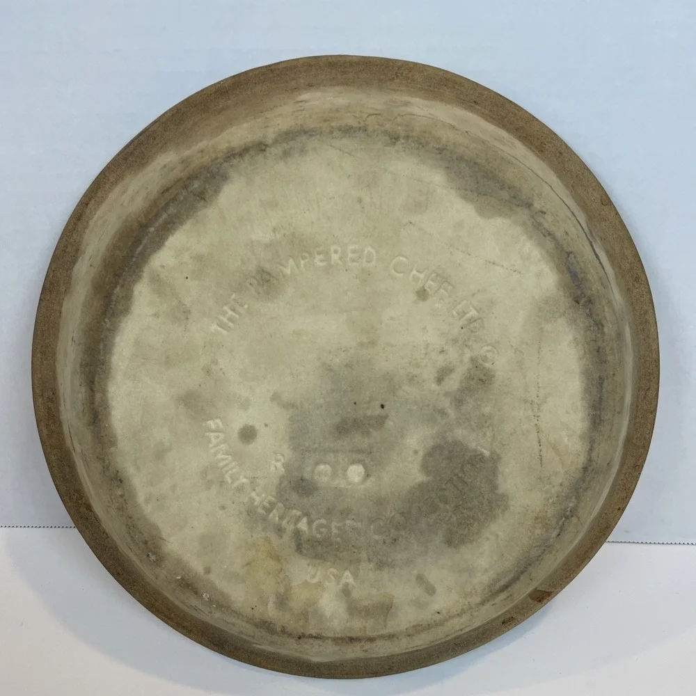 Pampered Chef Pie Plate Unisex 9.5in Family Heritage Deep Dish Stoneware‎ USA